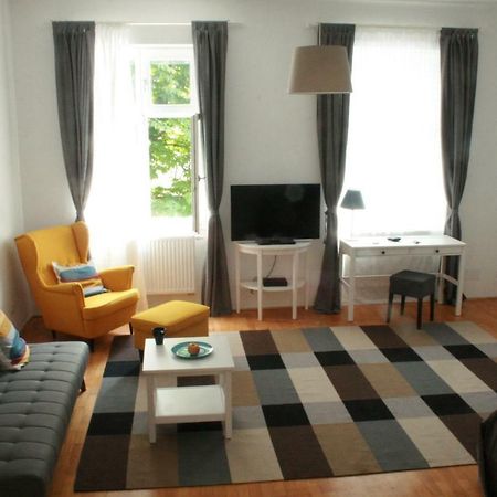 סופרון Enjoy Apartman מראה חיצוני תמונה