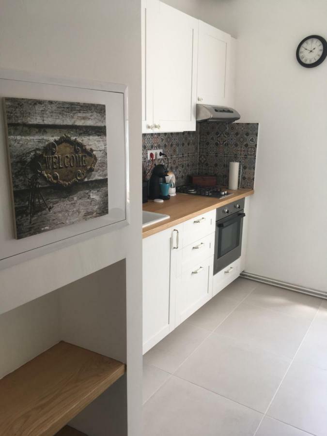 סופרון Enjoy Apartman מראה חיצוני תמונה