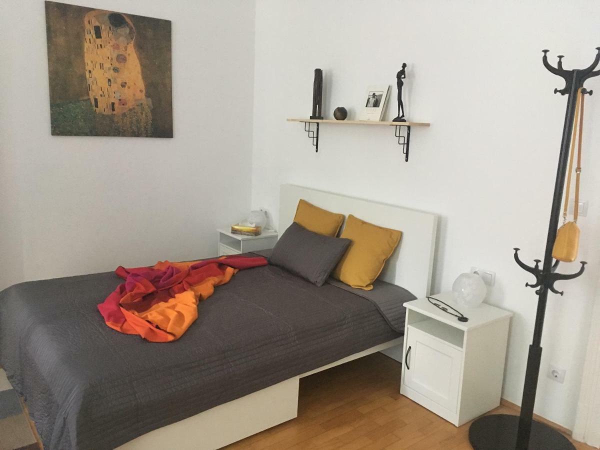 סופרון Enjoy Apartman מראה חיצוני תמונה
